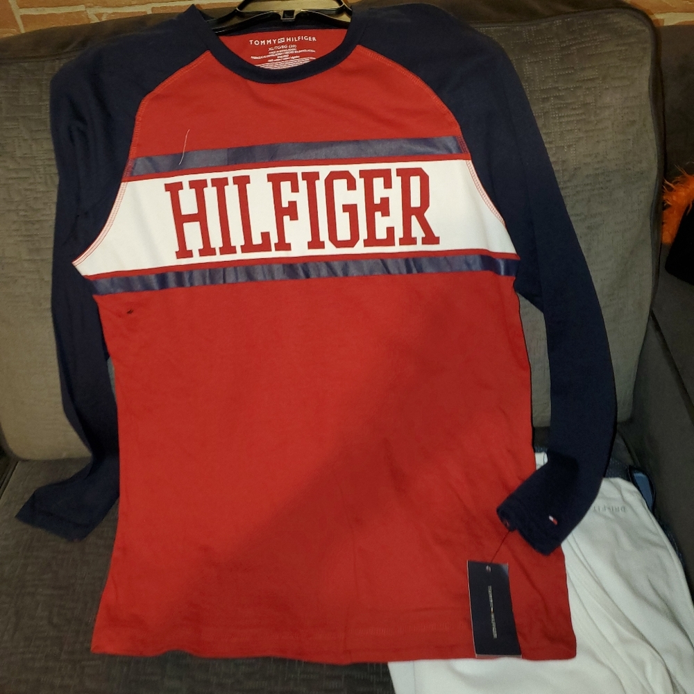 Boys tommy long sleeves